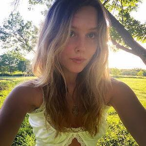 Meet your Posher, Annabel